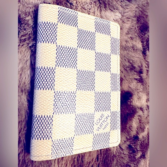 WOW POSHMARK - Authentic Louis Vuitton Damier Azur Wallet - Picture 14 of 16